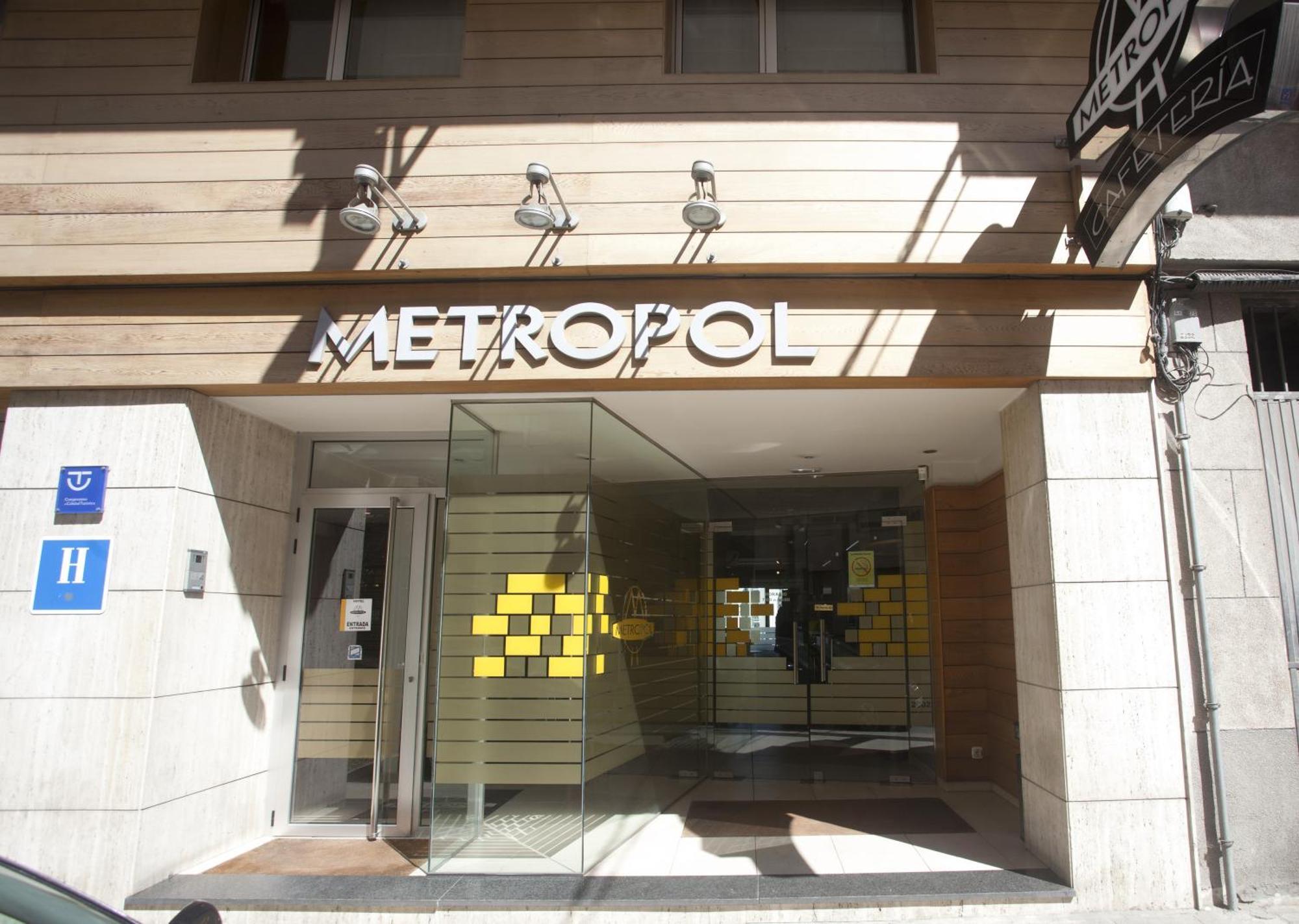 Hotel Metropol By Carris Lugo Exterior photo